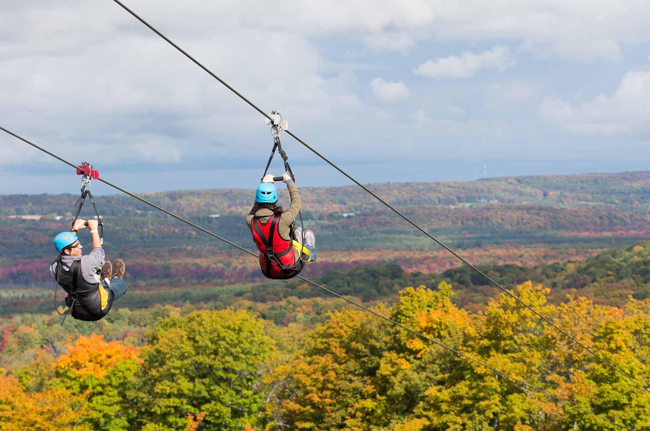 Experience the ⁤Thrill​ of Zip ‌Lining and High ⁣Ropes